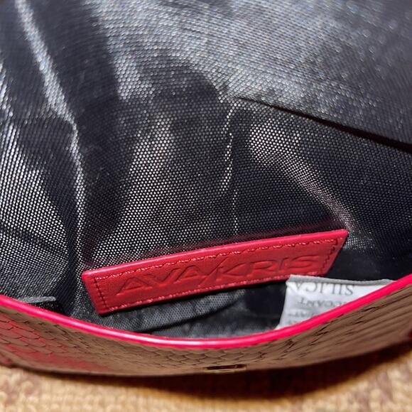 Ava And Kris red snake mini purse NWT - Picture 3 of 5